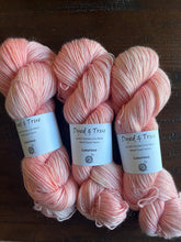 Load image into Gallery viewer, Luxurious