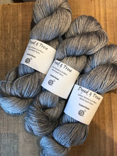 Load image into Gallery viewer, Luxurious