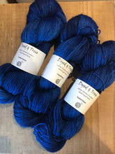 Load image into Gallery viewer, Luxurious